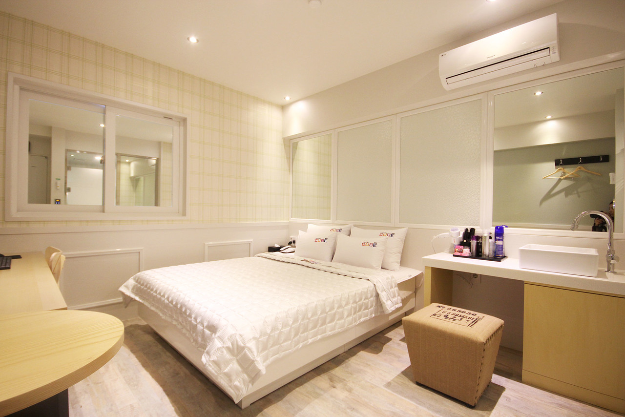 부산 온천장 큐브 사진