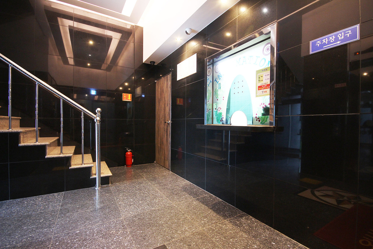 울산 삼산 디자인T 사진