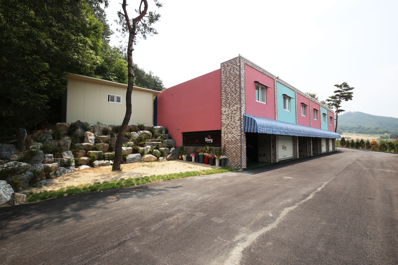 충주 스토리 무인텔 외관
