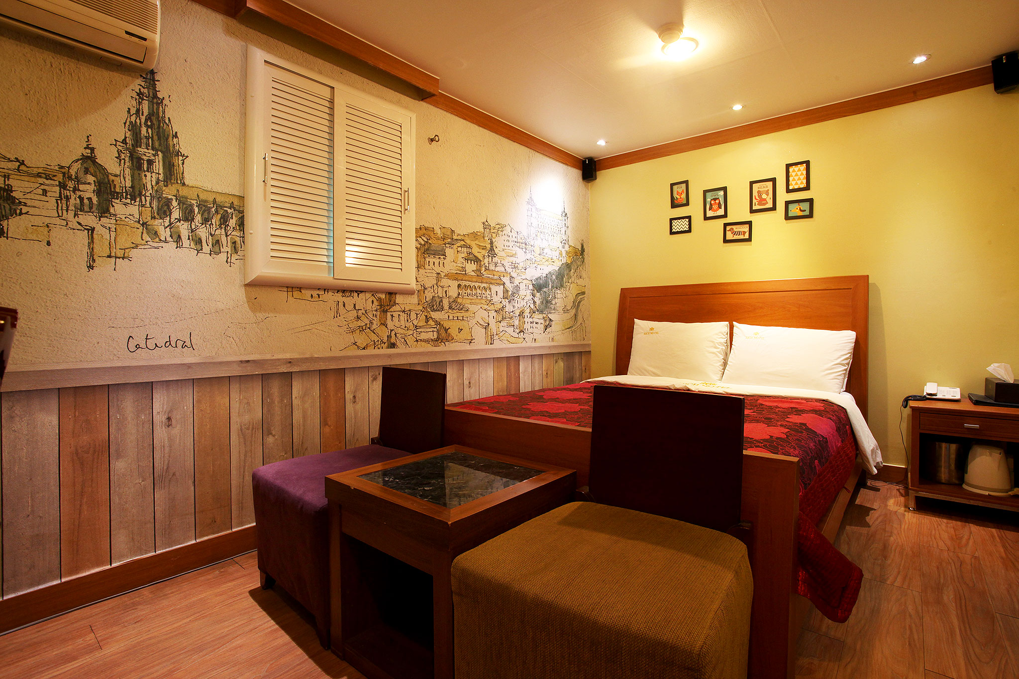 room detail thumbnail 0
