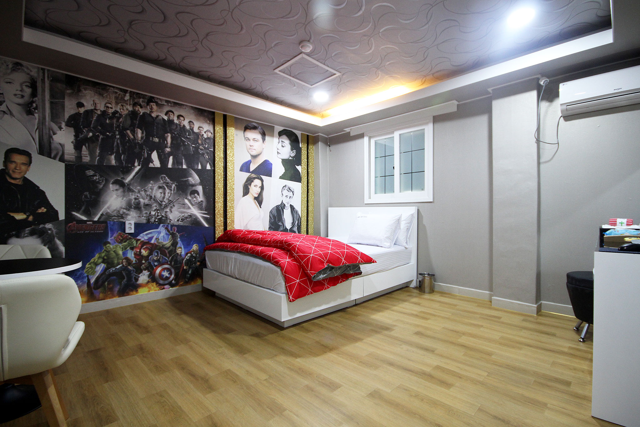 room detail thumbnail 0