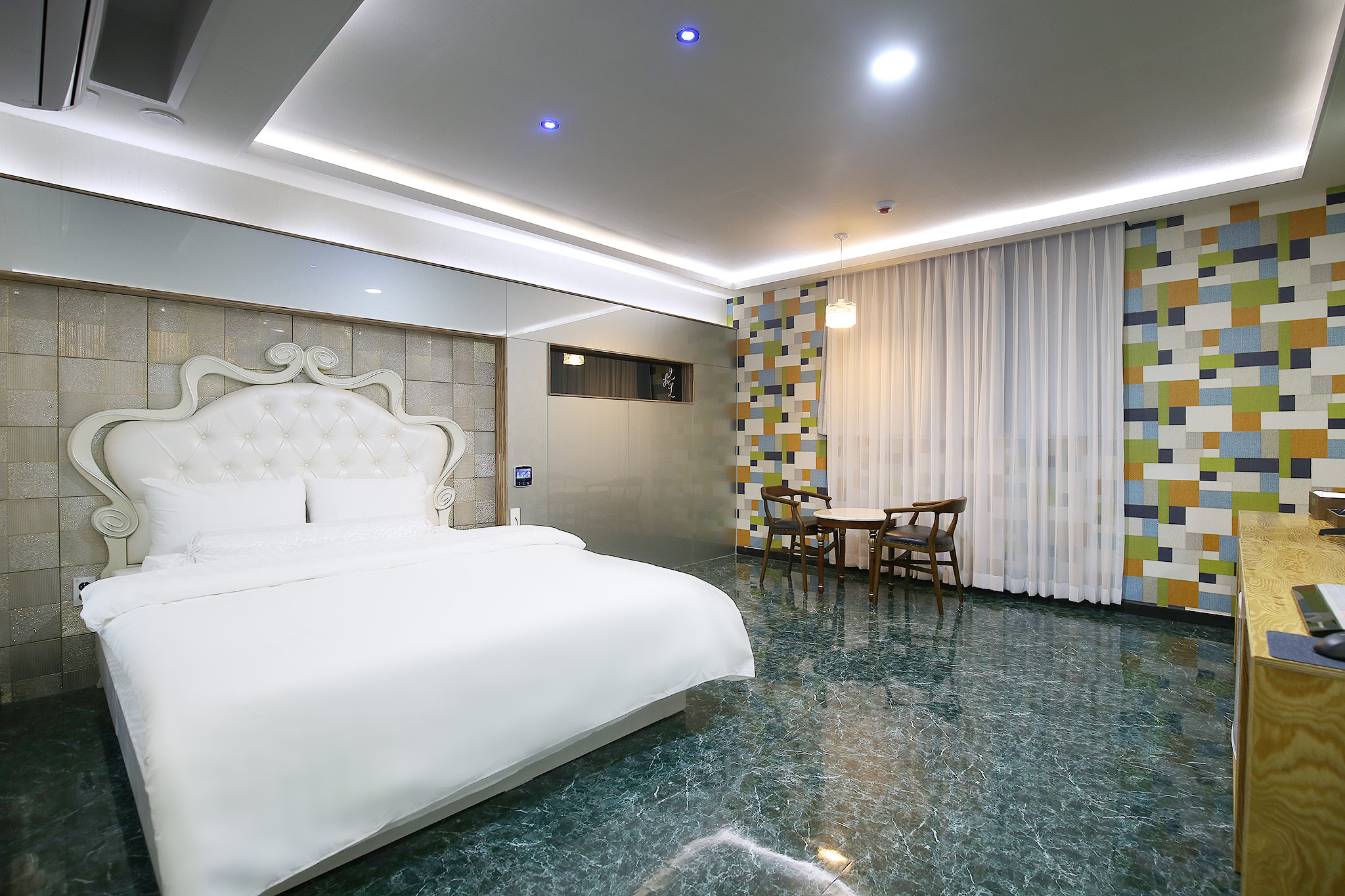 일반실(무료조식)