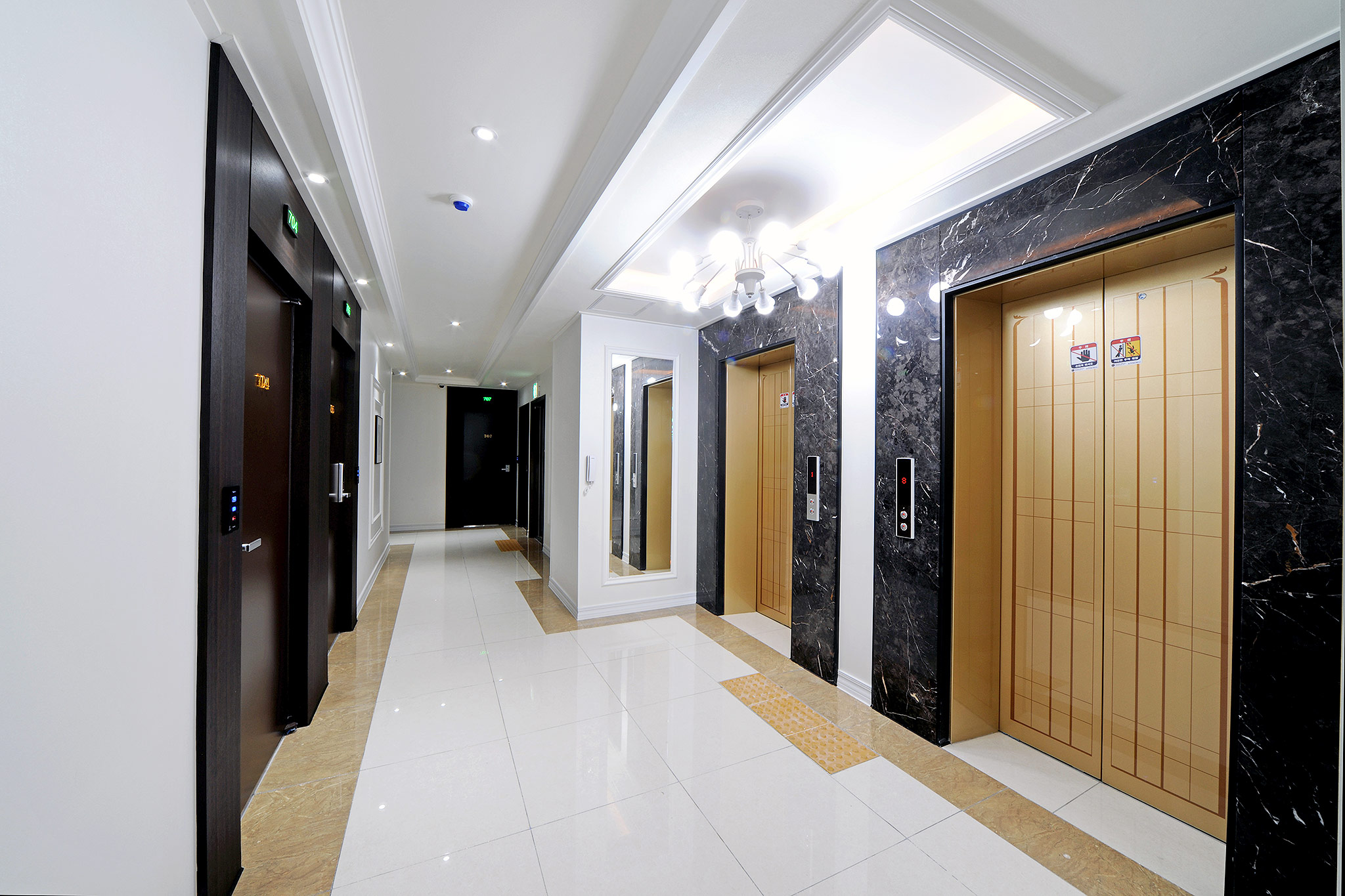 목포 ZARA HOTEL 목포평화광장점 로비·리셉션