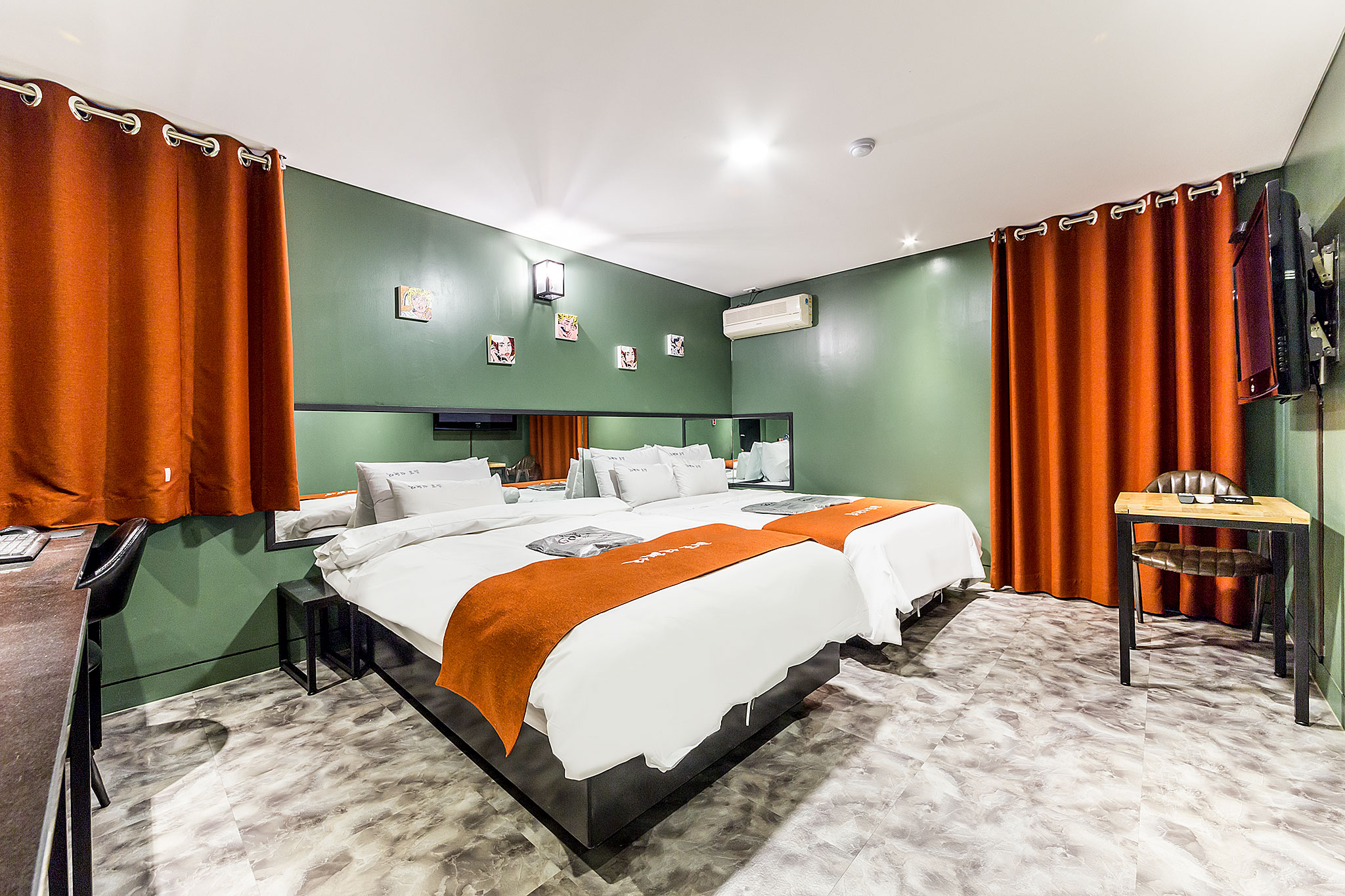 스위트(트윈 B, 넷플릭스 이용가능)