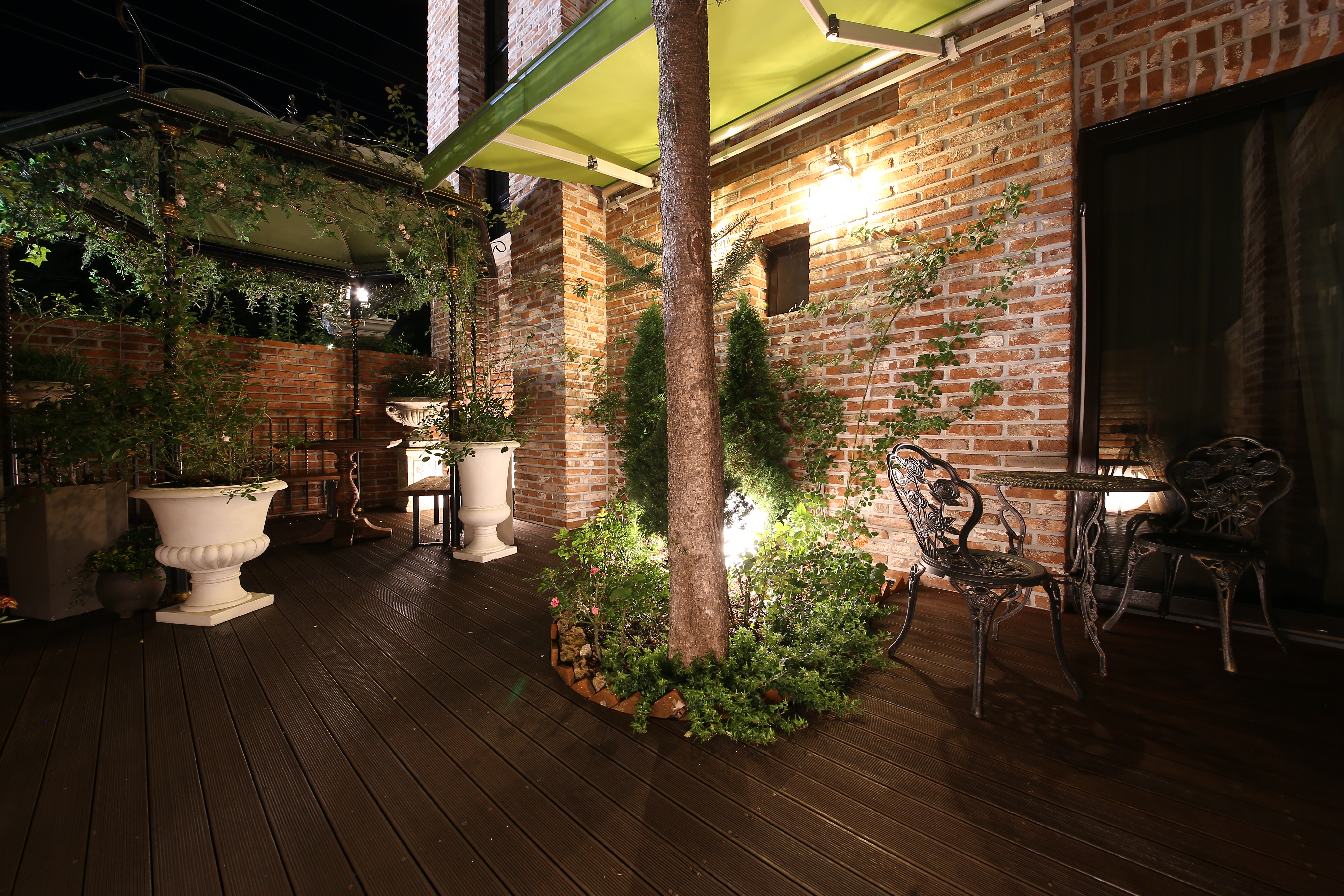 room detail thumbnail 0