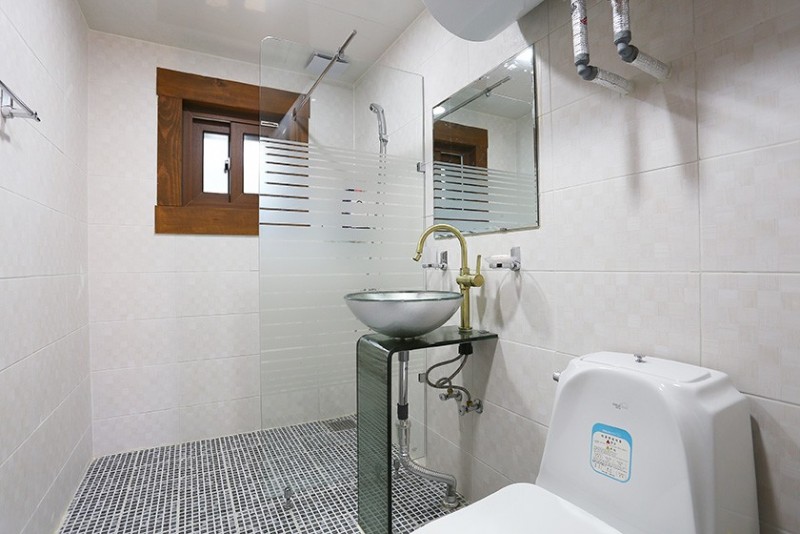 https://yaimg.yanolja.com/v5/2018/01/25/14/5a69662a0b19e4.63758059.jpg