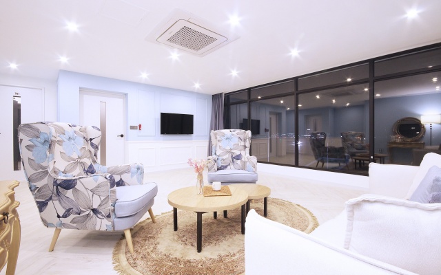 통영 호텔 그레이