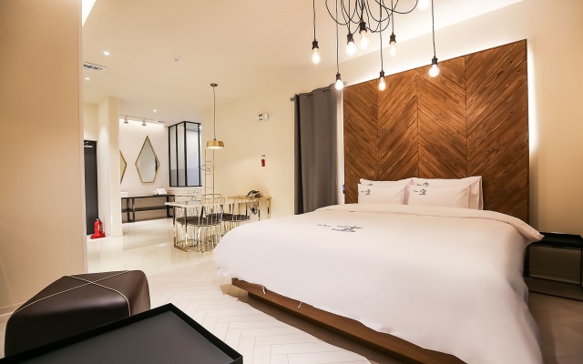 금산 THE 숲 DRIVE IN HOTEL