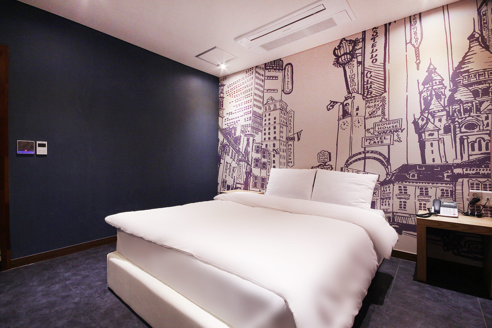 room detail thumbnail 2