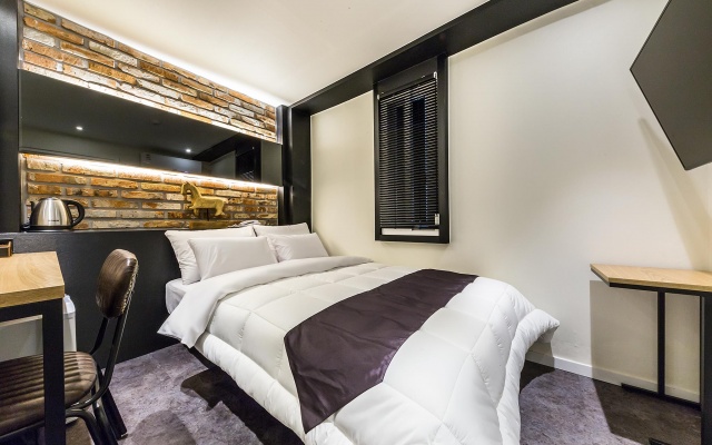 신촌 Hotel Ludi (루디)