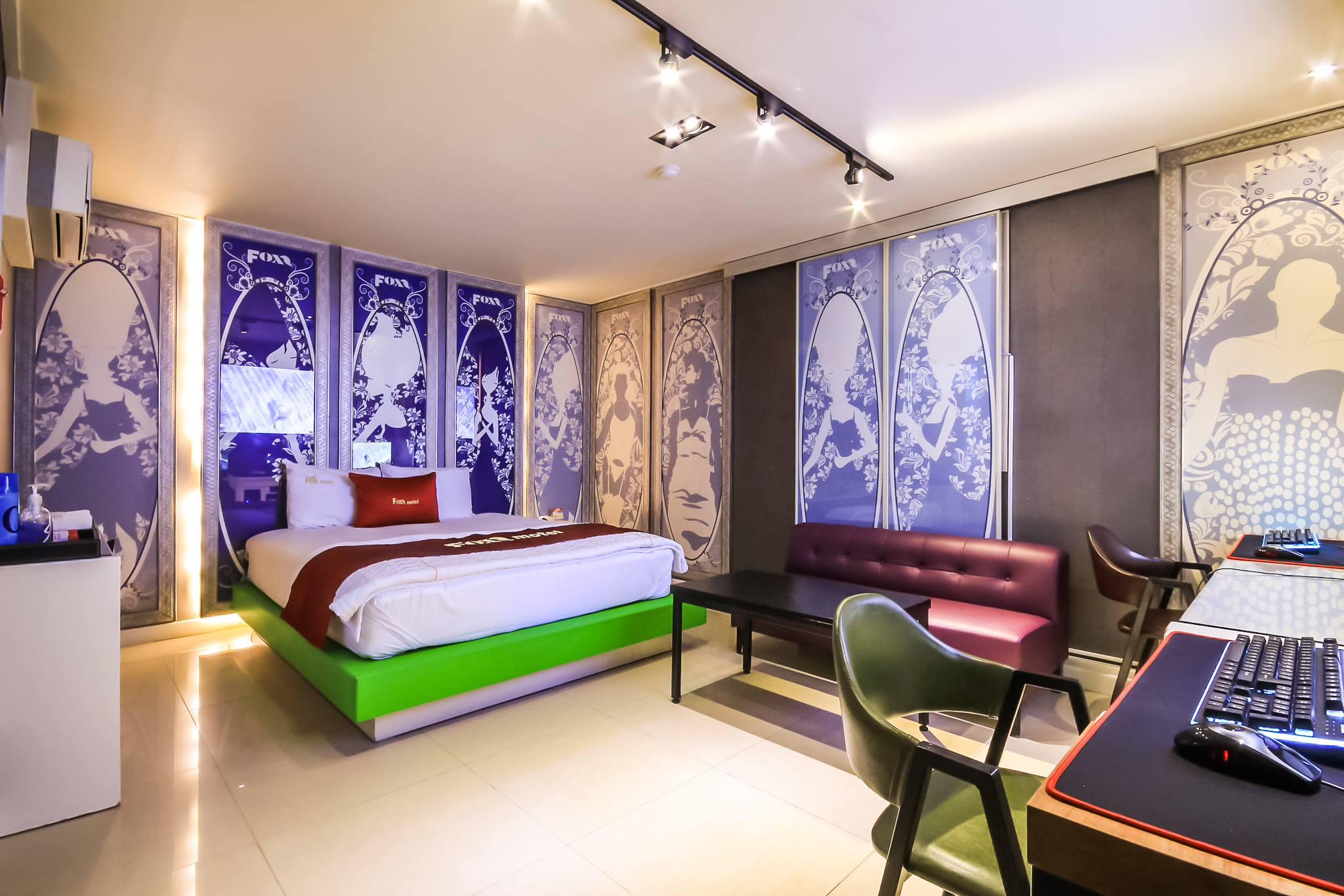 room detail thumbnail 0