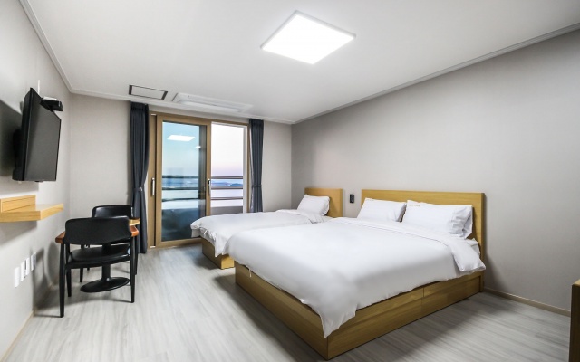 완도 호텔 프라하