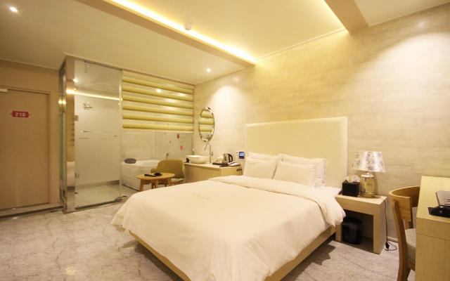 완주 칸 드라이브인 무인텔(KAN)