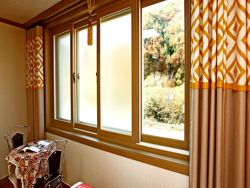 https://yaimg.yanolja.com/v5/2019/01/09/11/5c355cca889ff9.68515354.jpg