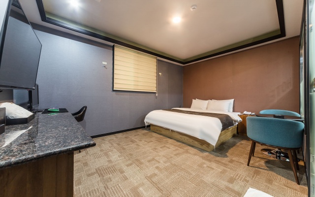 화성 리츠 호텔