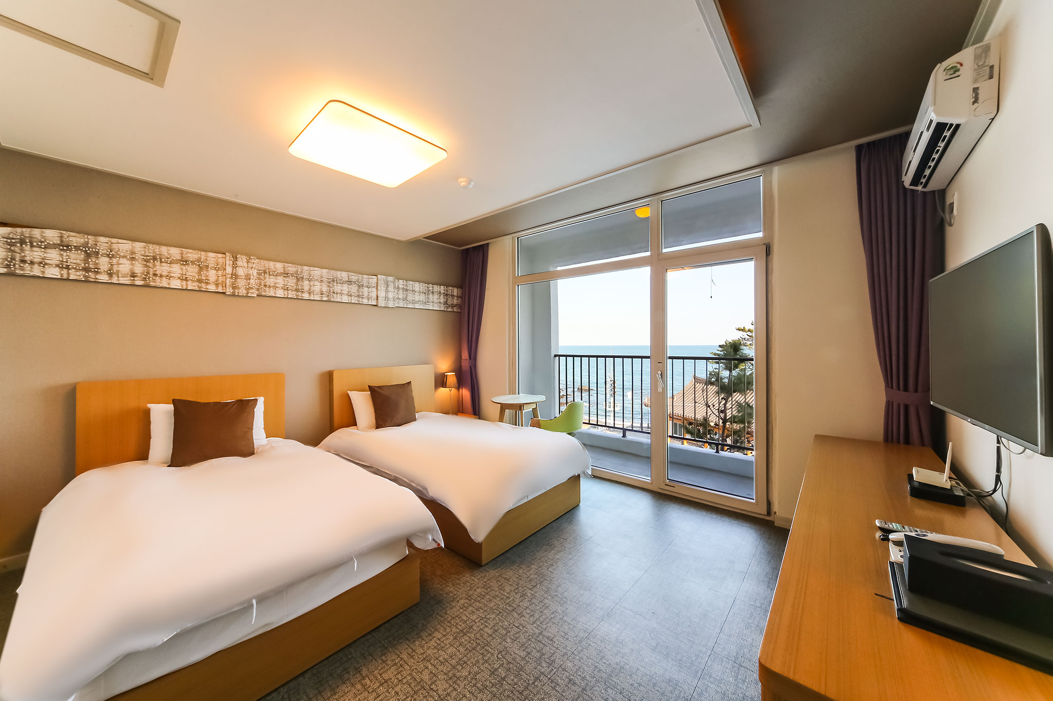 울산 정자동 더반 호텔 썸네일3