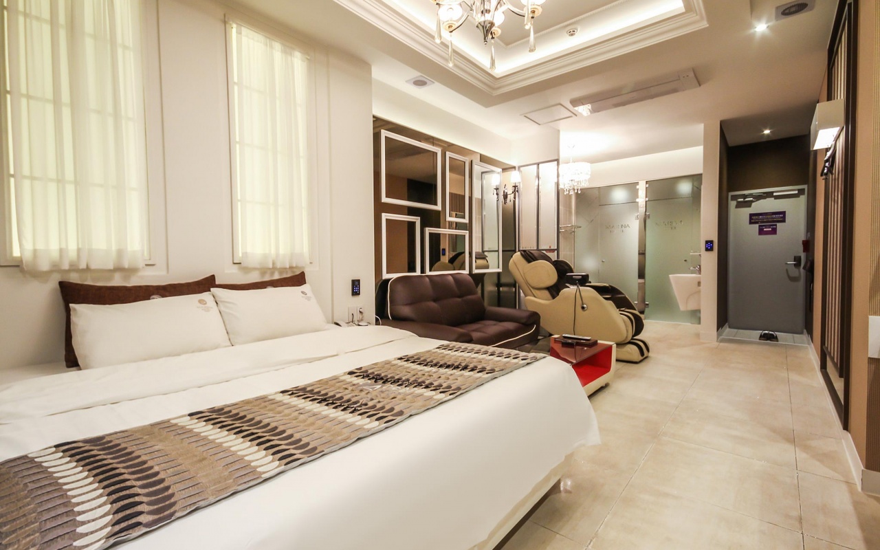 room detail thumbnail 0