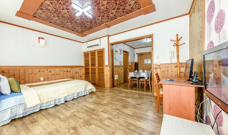 https://yaimg.yanolja.com/v5/2019/04/09/17/5cac54fd9a1498.60448269.jpg