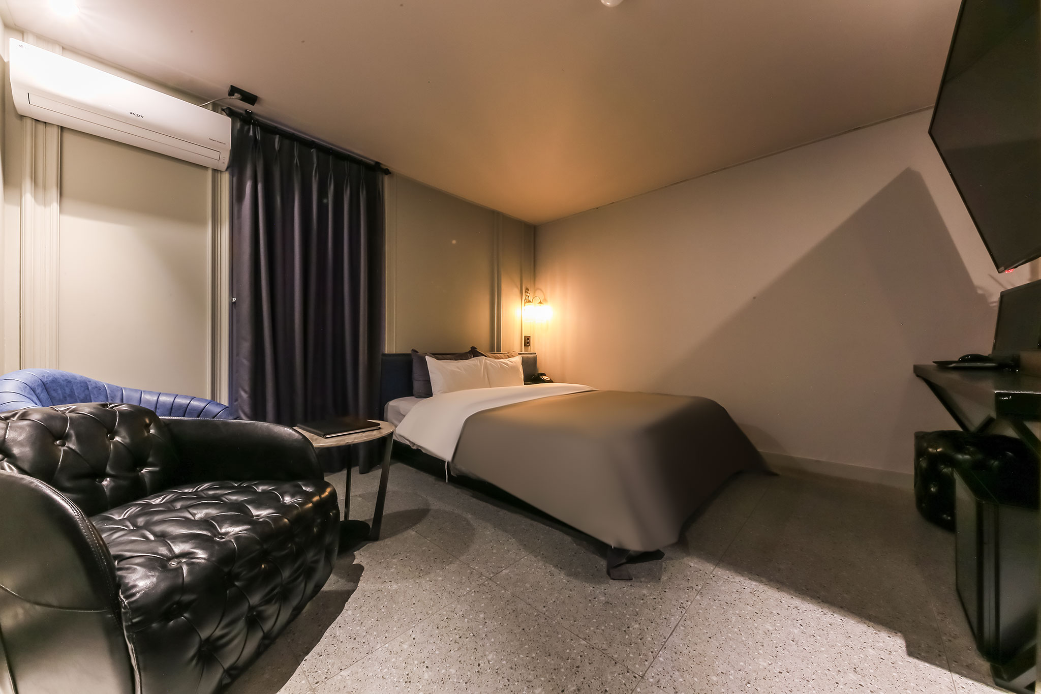 Superior deluxe  룸서비스 조식포함 