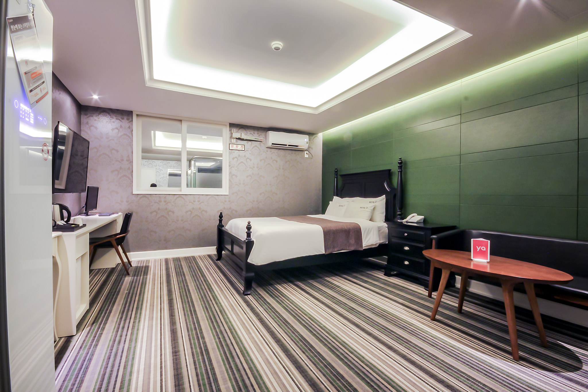 room detail thumbnail 0