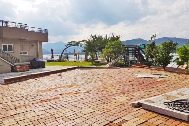 https://yaimg.yanolja.com/v5/2019/06/17/14/5d07291e5ba9b6.28716639.jpg