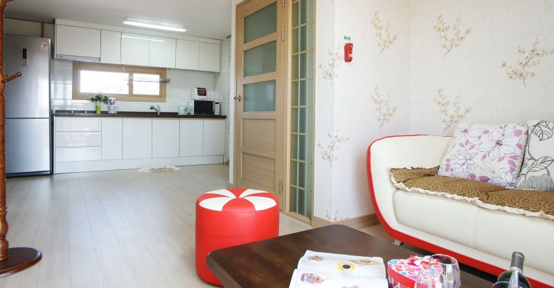 https://yaimg.yanolja.com/v5/2019/07/23/14/5d369952f40072.30793074.jpg