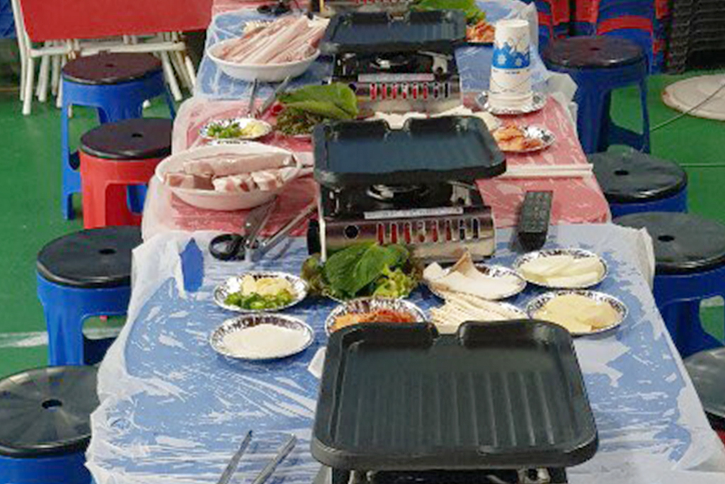 6인 남성도미토리+바베큐 파티
