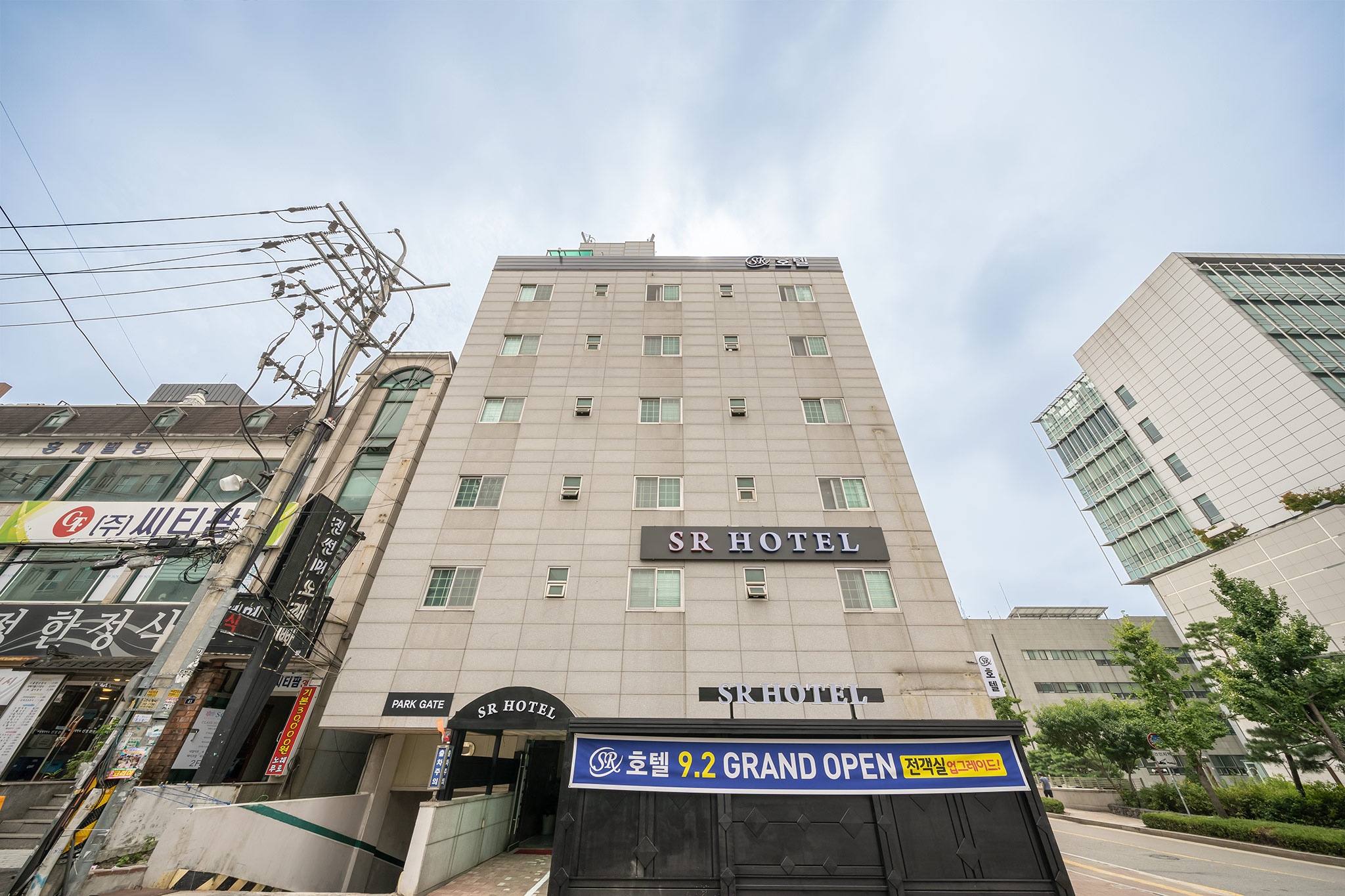 수원(인계동) SR HOTEL 외관