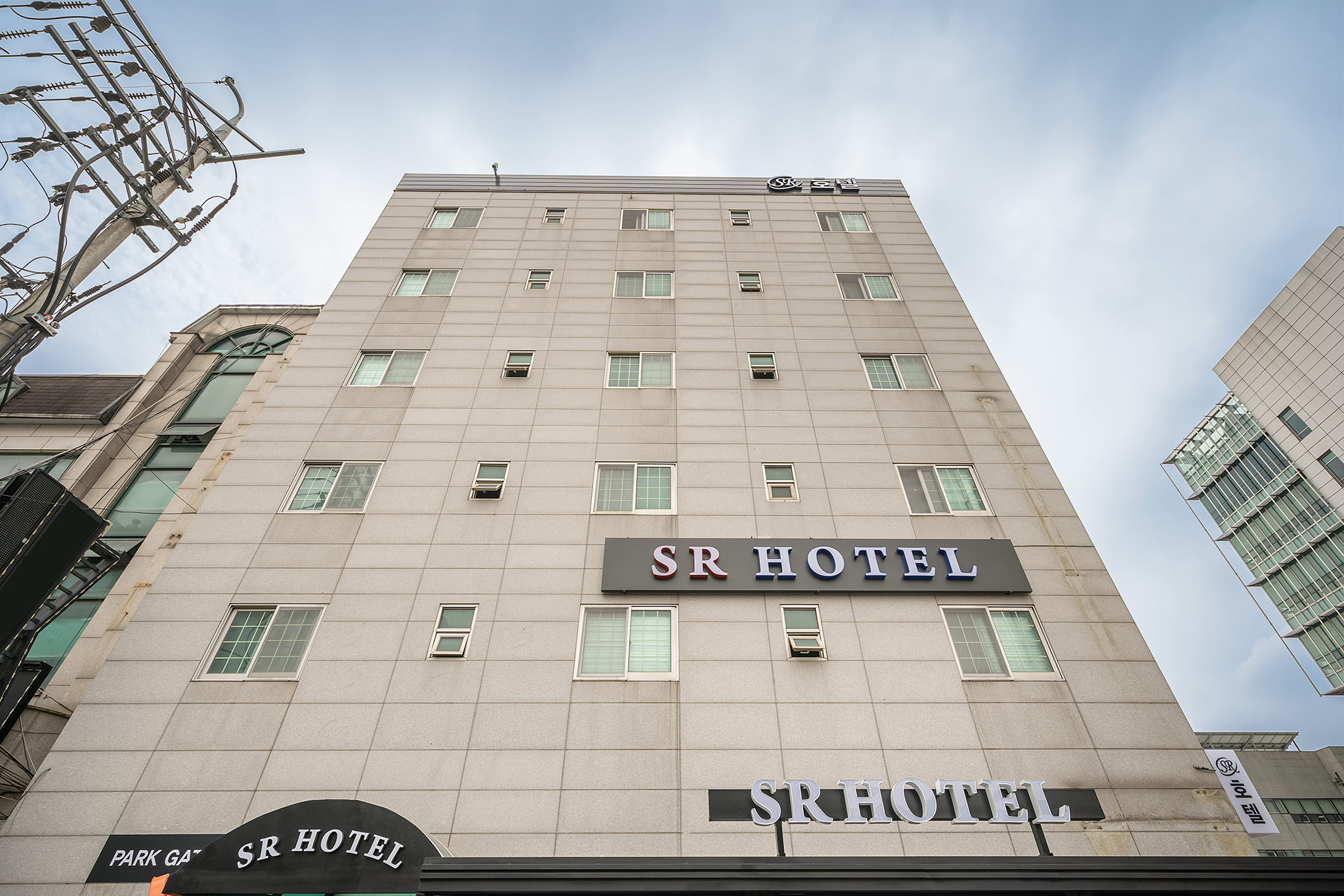 수원(인계동) SR HOTEL 외관