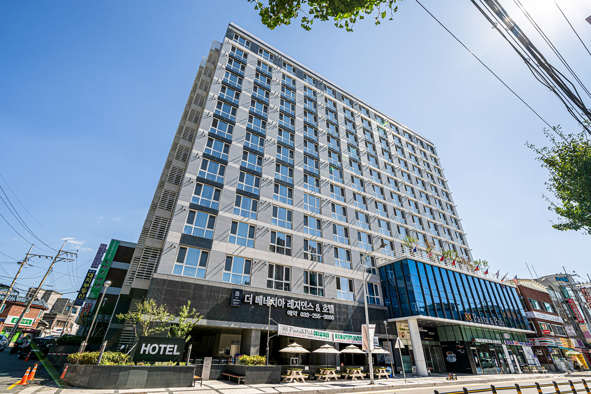 춘천 더베네치아 스위트 HOTEL 외관