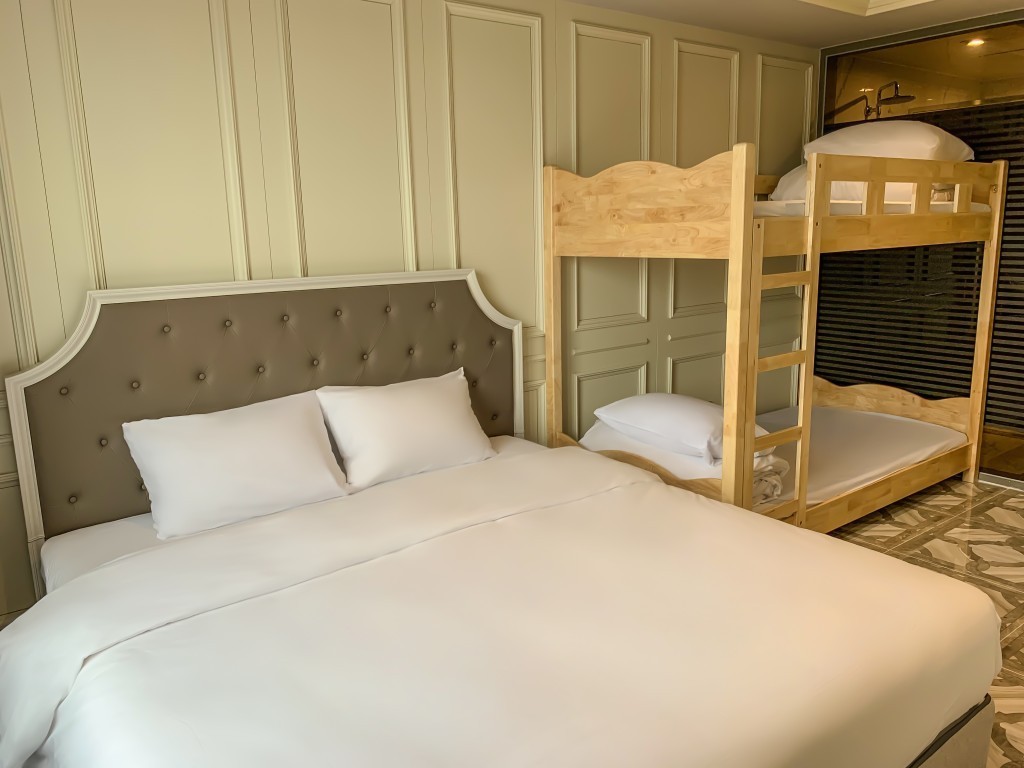  지금할인 중인 호텔  디럭스 쿼드러플(체크인 시 배정)