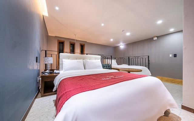 김포 드라이브인 무인텔 라붐