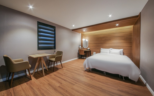 여수 호텔 어썸(ASOME BOUTIQUE HOTEL)