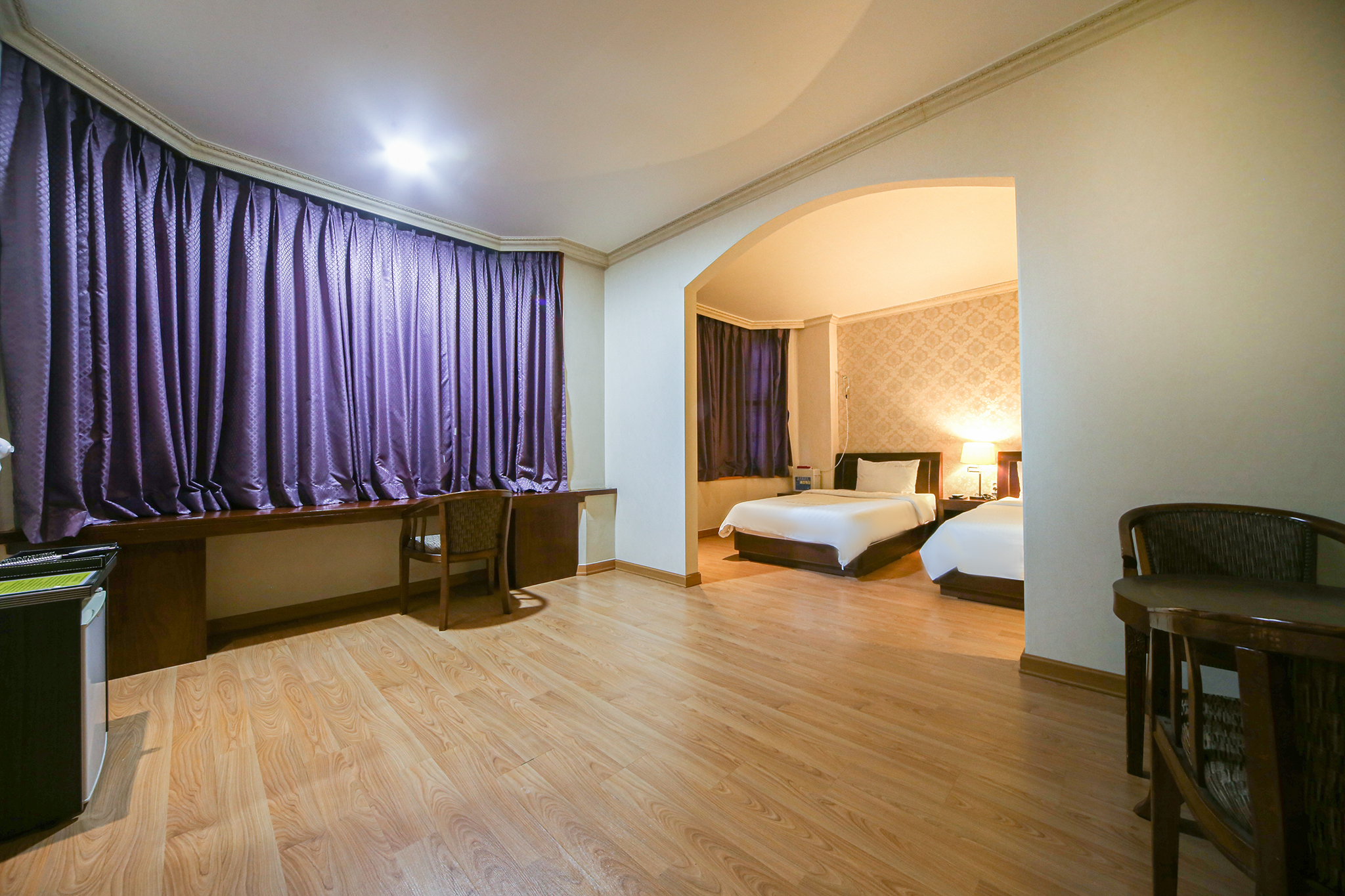 room detail thumbnail 0