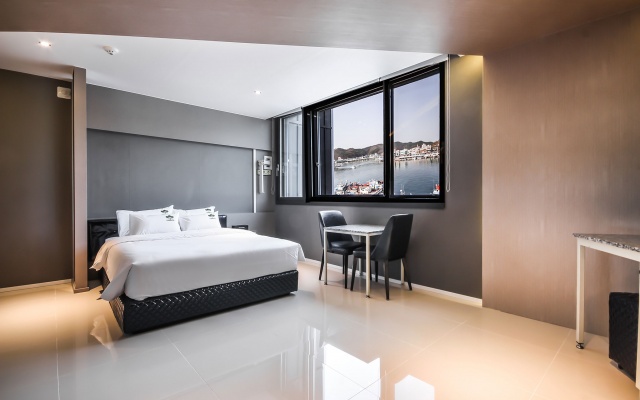 영덕 강구항 호텔 클라우드나인