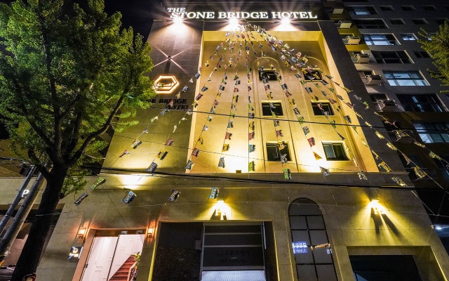 부산 사직 더 스톤브릿지 호텔