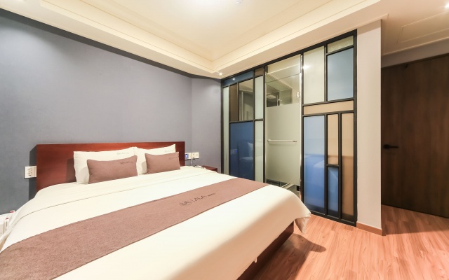 부산 괴정 라라