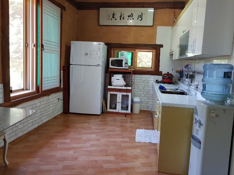 https://yaimg.yanolja.com/v5/2020/07/13/13/5f0be120106bd0.43832371.jpg