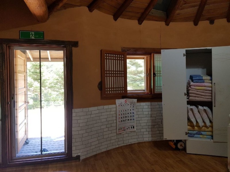 https://yaimg.yanolja.com/v5/2020/07/13/13/5f0be126b799e2.02262373.jpg