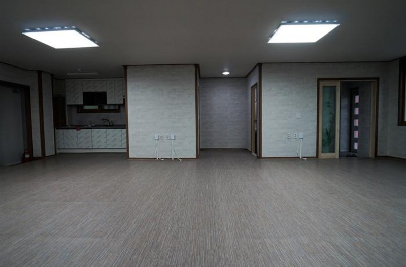 https://yaimg.yanolja.com/v5/2020/07/14/14/5f0d417135bfc5.66177572.jpg