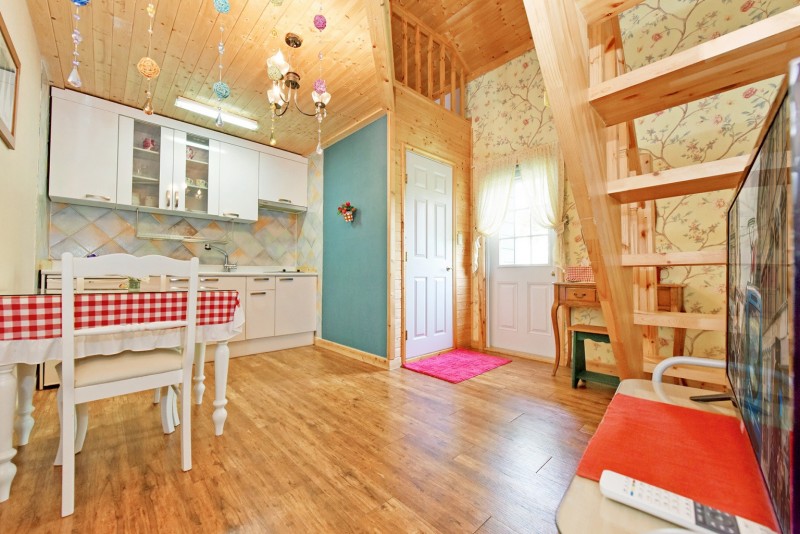 room detail thumbnail 1