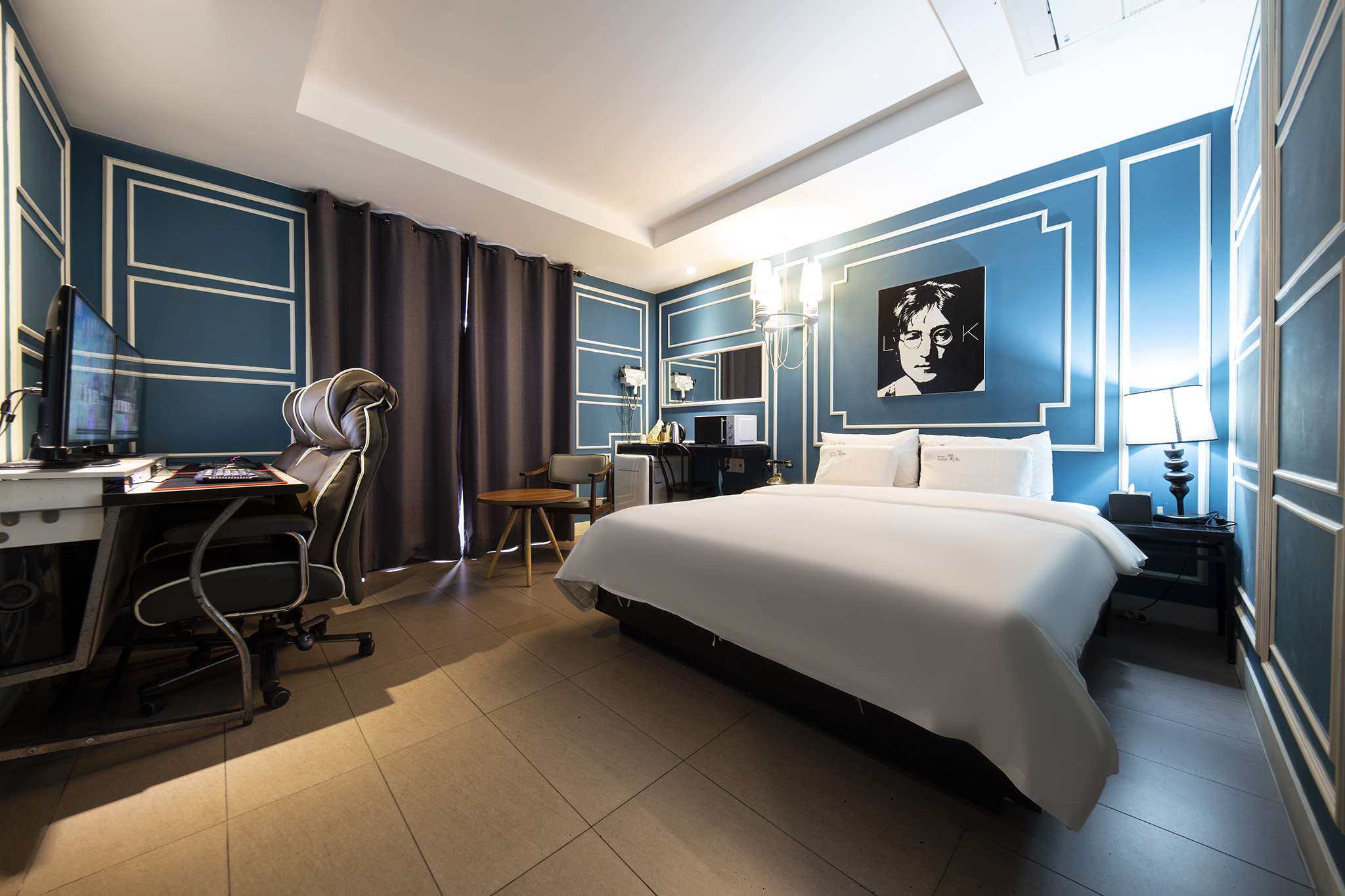 room detail thumbnail 0