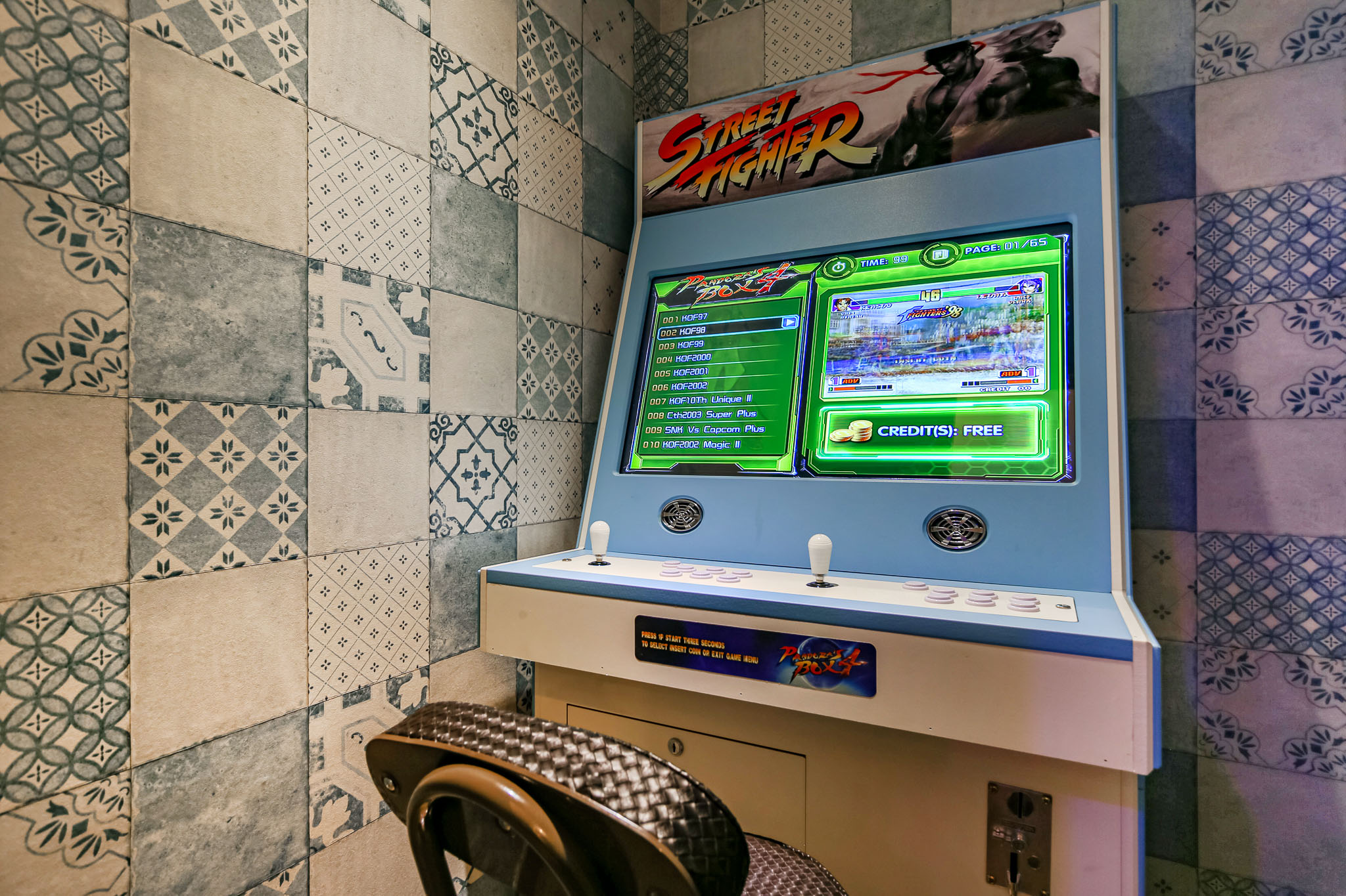 room detail thumbnail 0