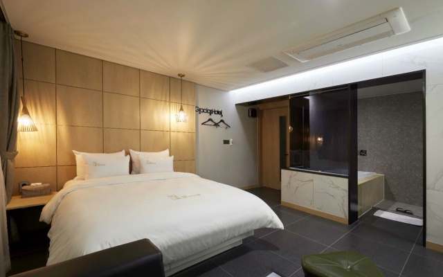 김해 삼계 그라시아스