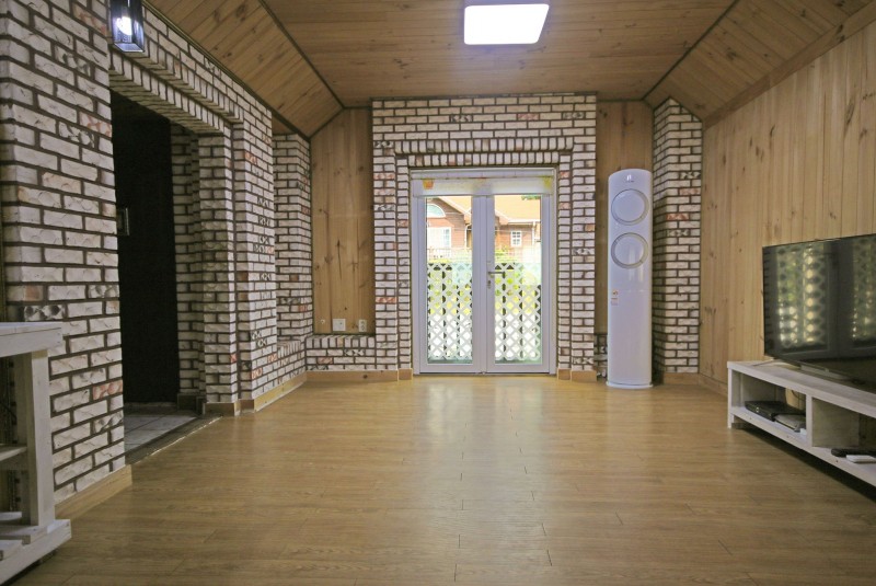 https://yaimg.yanolja.com/v5/2020/09/22/10/5f694f638d38c5.03877586.JPG