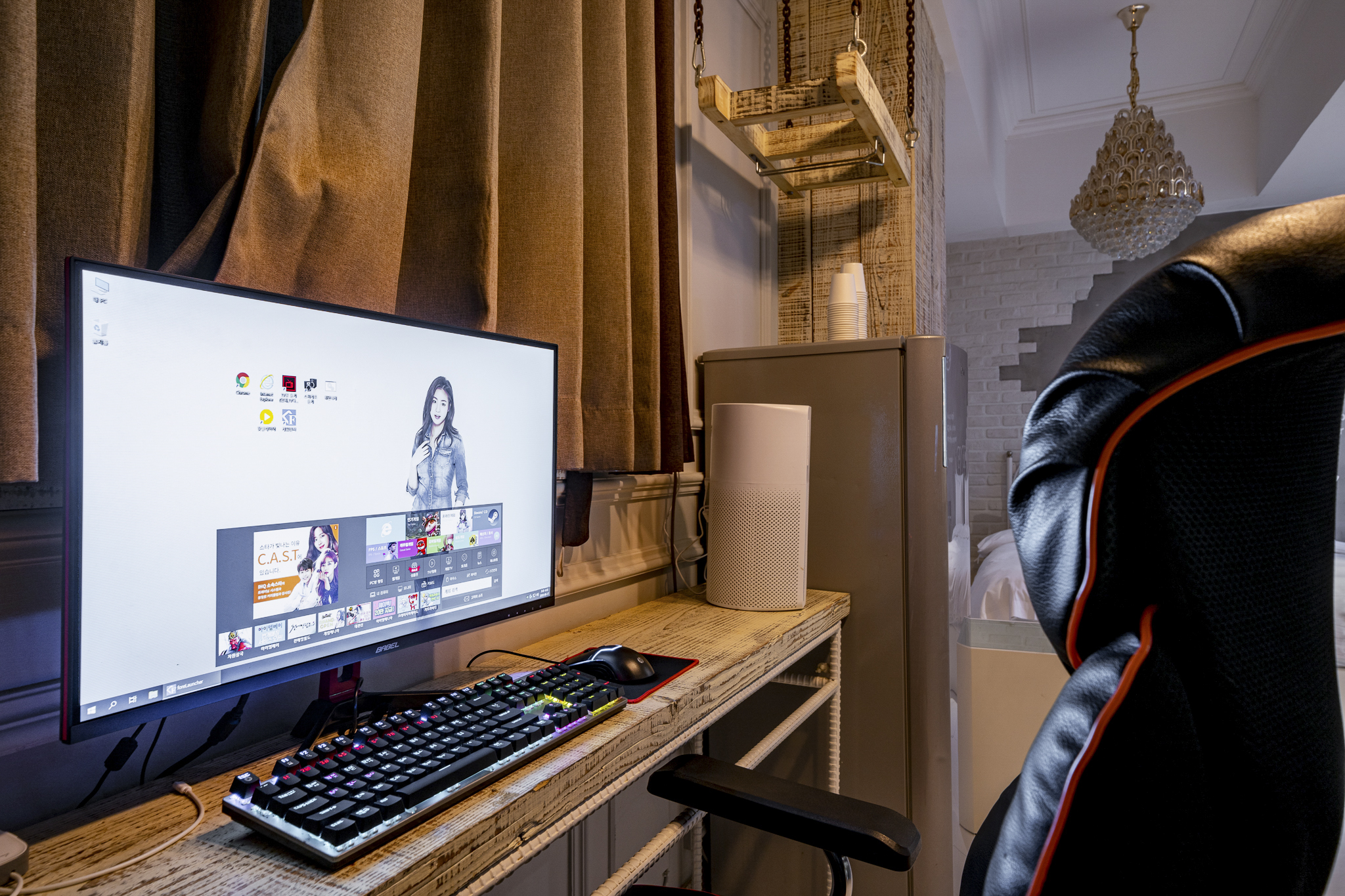 room detail thumbnail 2