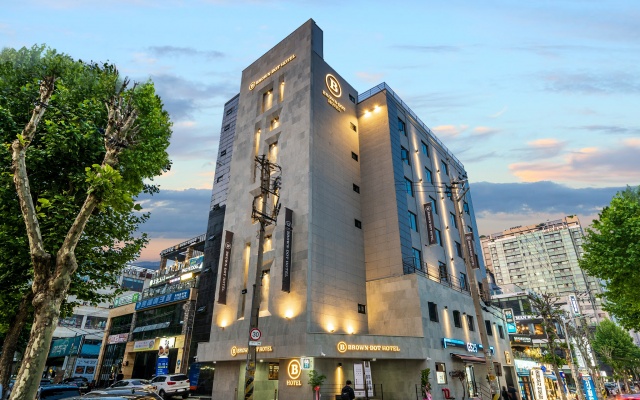 수원 브라운도트 수원인계점  (나혜석거리)