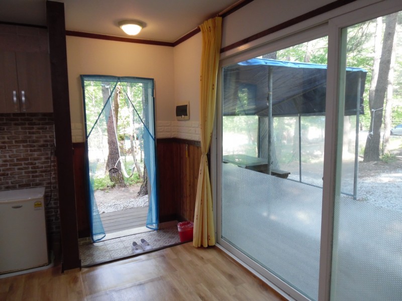 https://yaimg.yanolja.com/v5/2020/11/25/09/5fbda6d5cfbf84.23659285.JPG