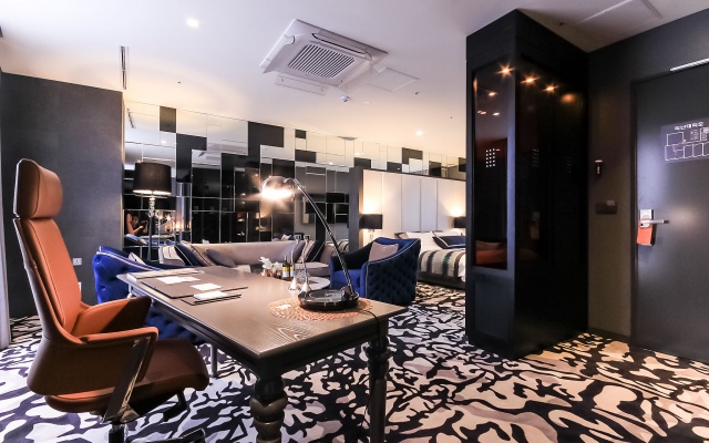 room detail thumbnail 0