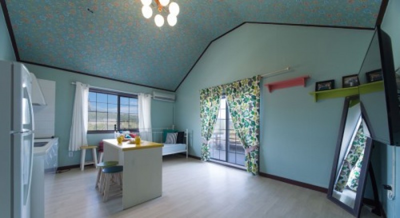 room detail thumbnail 1